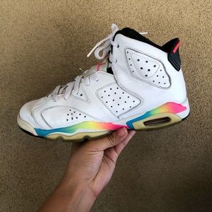 AIR JORDAN 6 RETRO